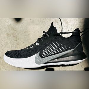 Kobe Nike black, white and grey size 9 wear it twice the shoes are to narrow